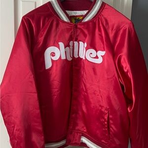 Maroon  Phillies Satin Jacket 3xl brand new never worn. Bought on ebay